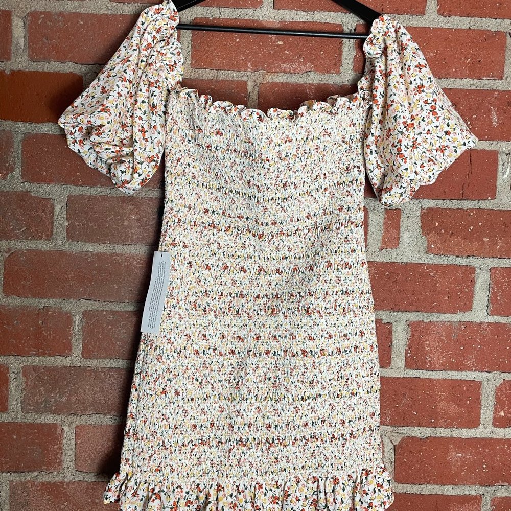 Brand New Women's TopShop Light Summer Dress - Size US 6